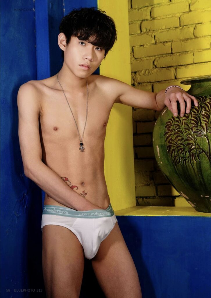 bluephoto no8451391841807655911