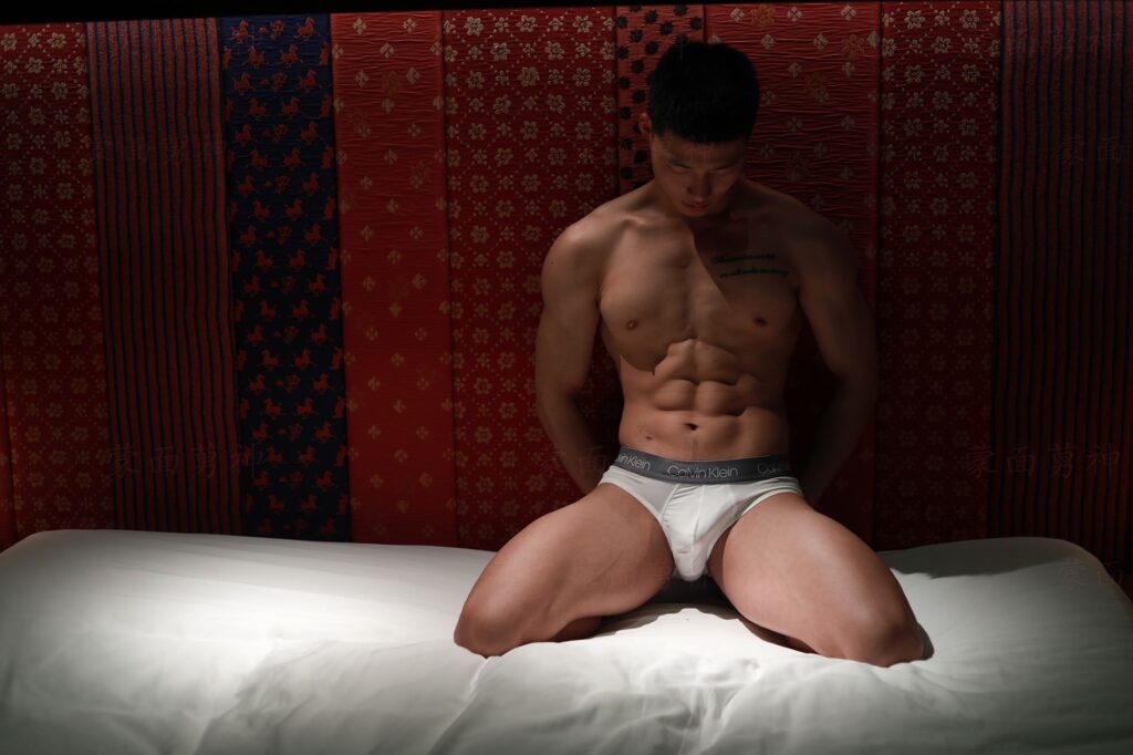 蒙面男神 vol2657852951724679928