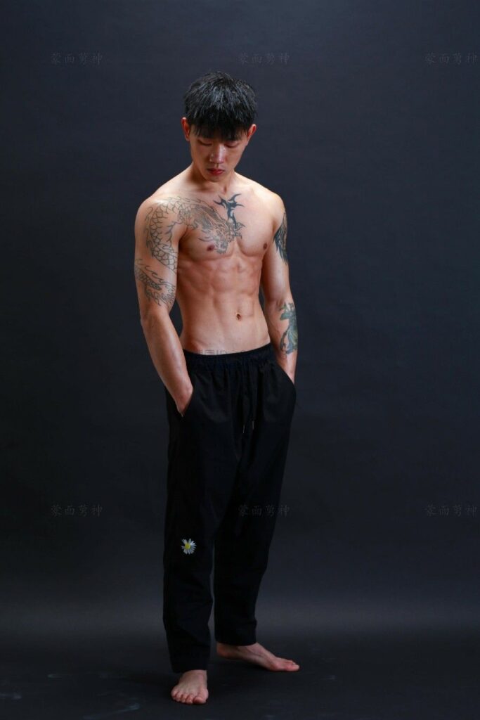 蒙面男神 vol6580932557314173060