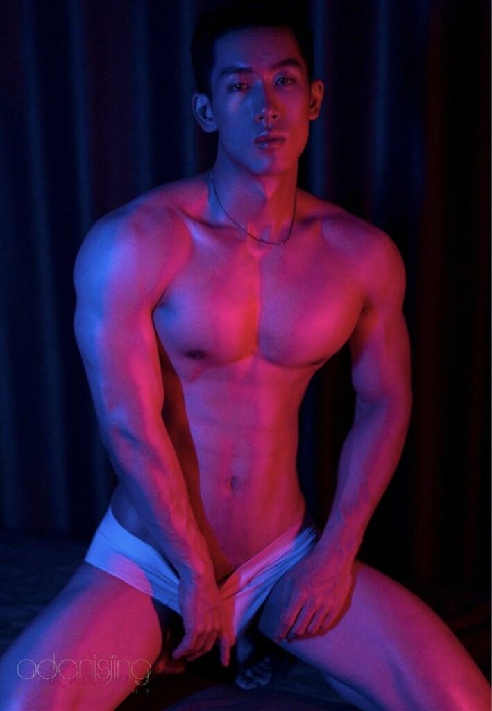 10001603545842422378505838016