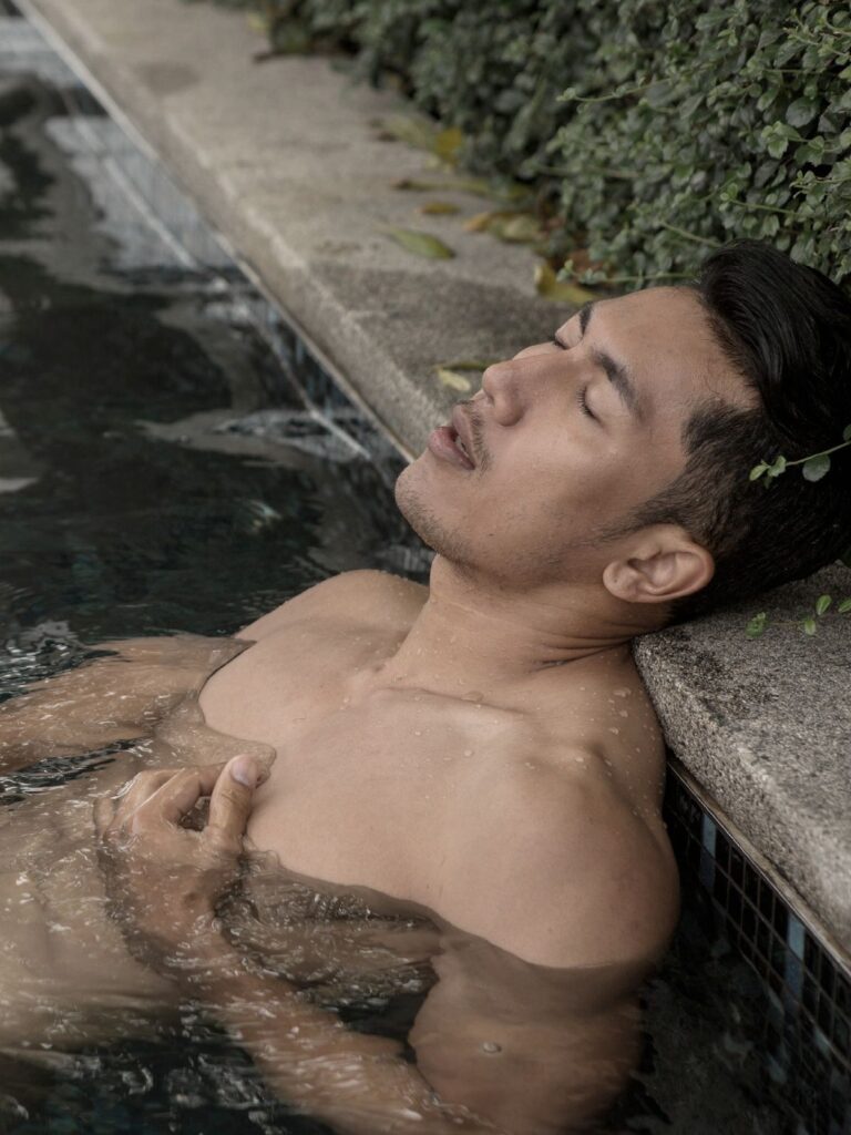 gosh guy magazine no2522388714189188328