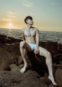 whoseman no7136201605771029444