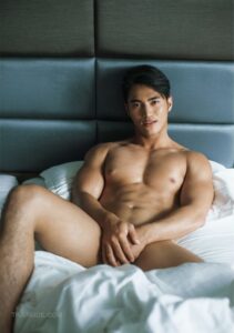 men in uniform no8750029280014060671