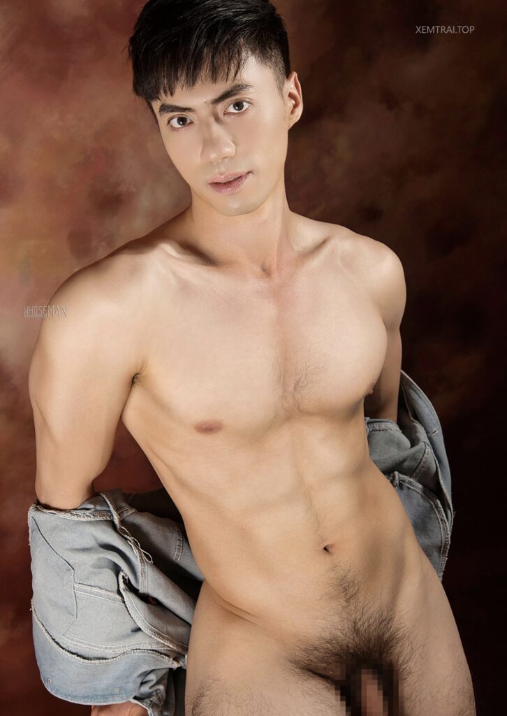 whoseman no5752799884299300481